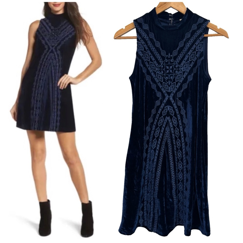 Anthropologie THML Blue Velvet Embroidered Sleeveless Shift Dress M